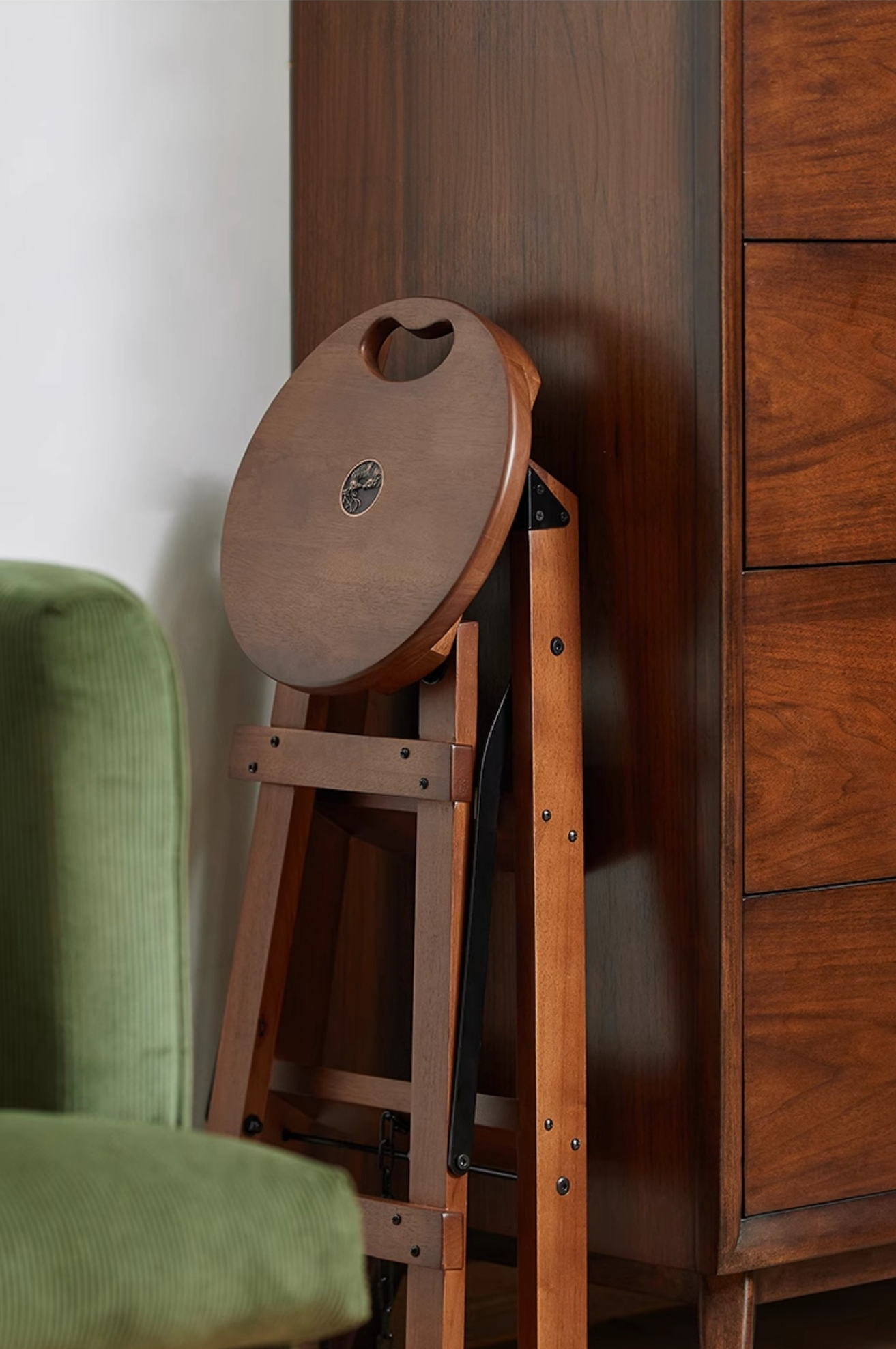 Bar Stool and Foldable Step Stool in One - Round Top - Habitature